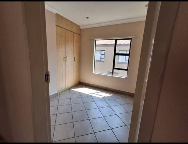 3 BEDROOM PROPERTY TO RENT IN MANTEVREDE